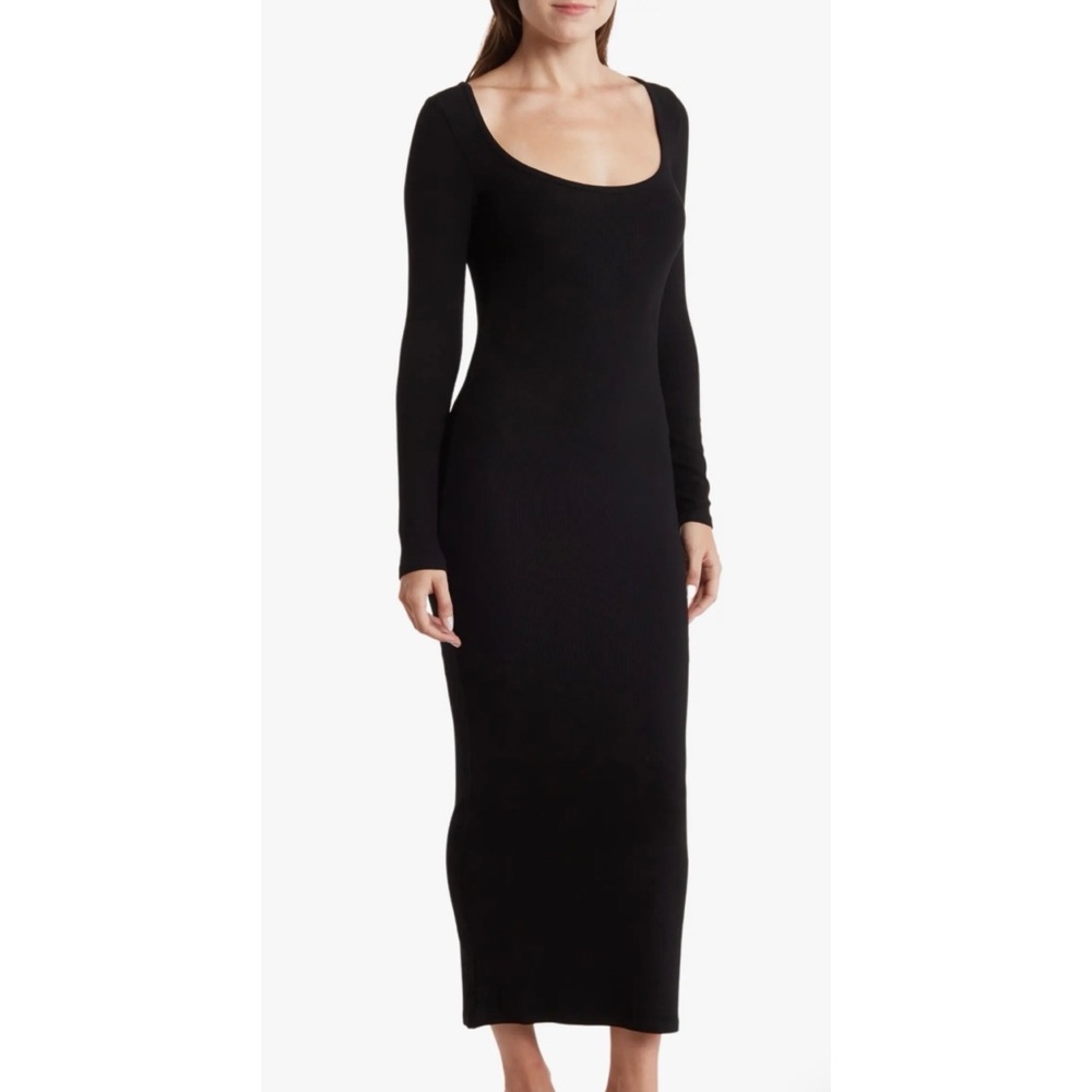 Elodie Long Sleeve Scoop Neck Ribbed Maxi Dress